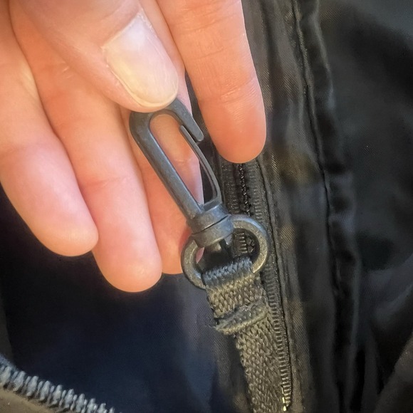 BEIS The Sport Pack Fanny Pack Black Belt Bag Crossbody Purse Hiking Patch - Picture 9 of 10